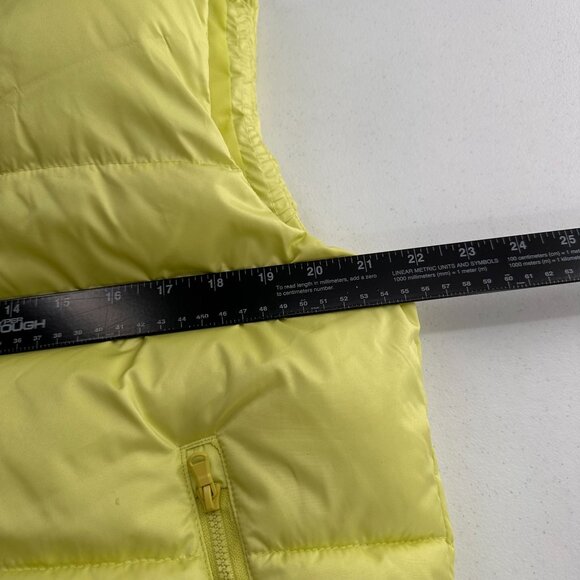 Old Navy Citrine Yellow Puffer Vest M Recycled Lightweight Warm Quilted Outdoor - Picture 5 of 9